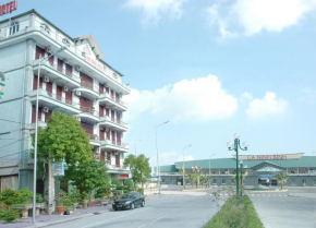 Отель Viet Nhat Hotel  Ninh Bình